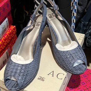 Acosta Platform heels